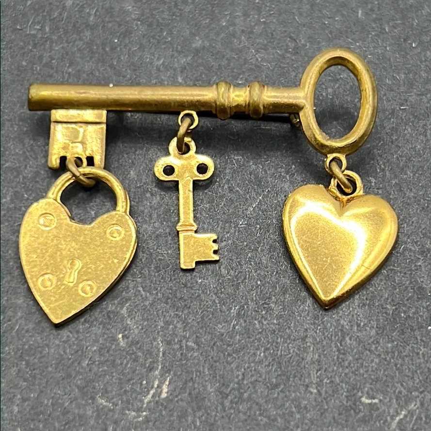 Vintage CClasp Dangling Charm Bar Brooch Vintage CClasp Dangling Charm Bar Brooch